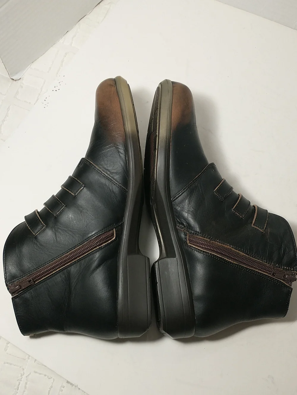 Naot Calima Leather Bootie, Black / Brown, Size 41, US Size 10, Zipper Entry